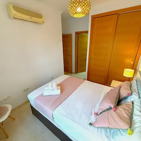 아파트 Evans Realty Bf Parking & Piscina & Terraza *
