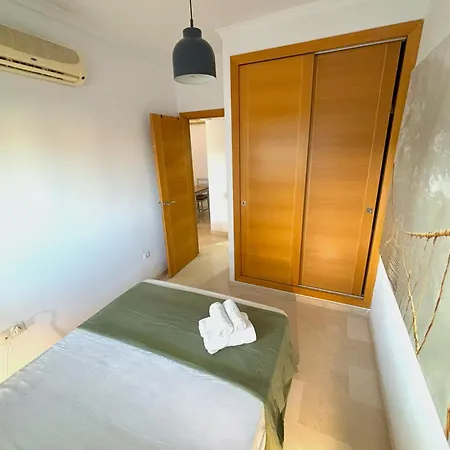 아파트 Evans Realty Bf Parking & Piscina & Terraza *