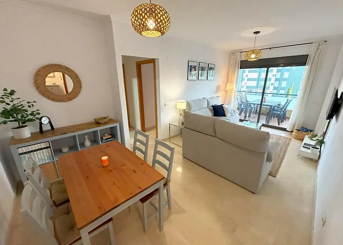 Evans Realty Bf Parking & Piscina & Terraza * Фуэнхирола